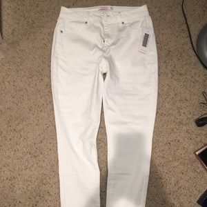 White Jeans BRAND NEW